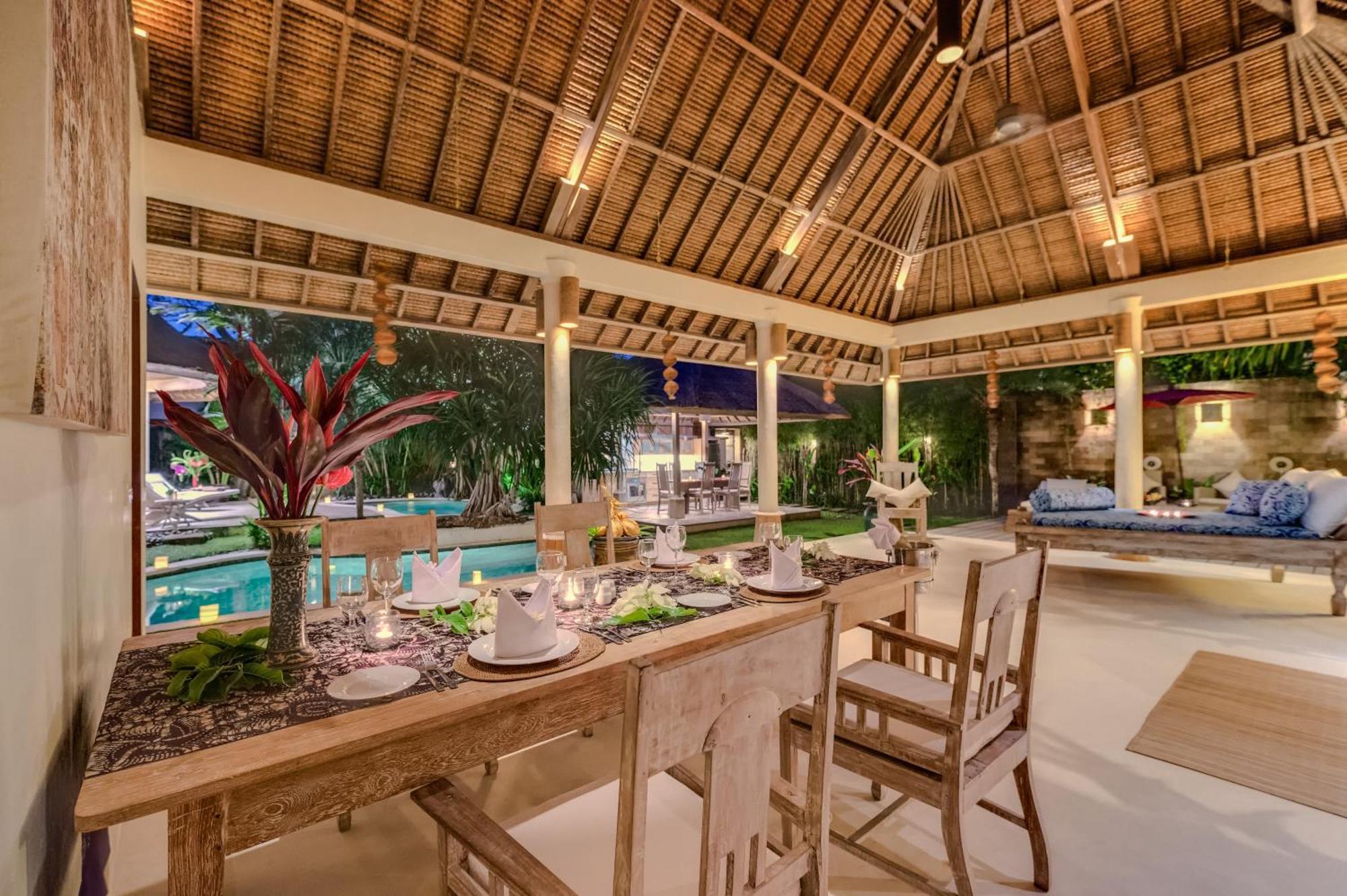 Villa Tirta Naga Bali Семіньяк Екстер'єр фото