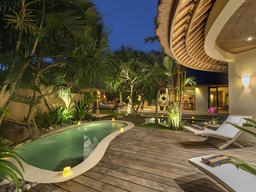 Villa Tirta Naga Bali Семіньяк Екстер'єр фото