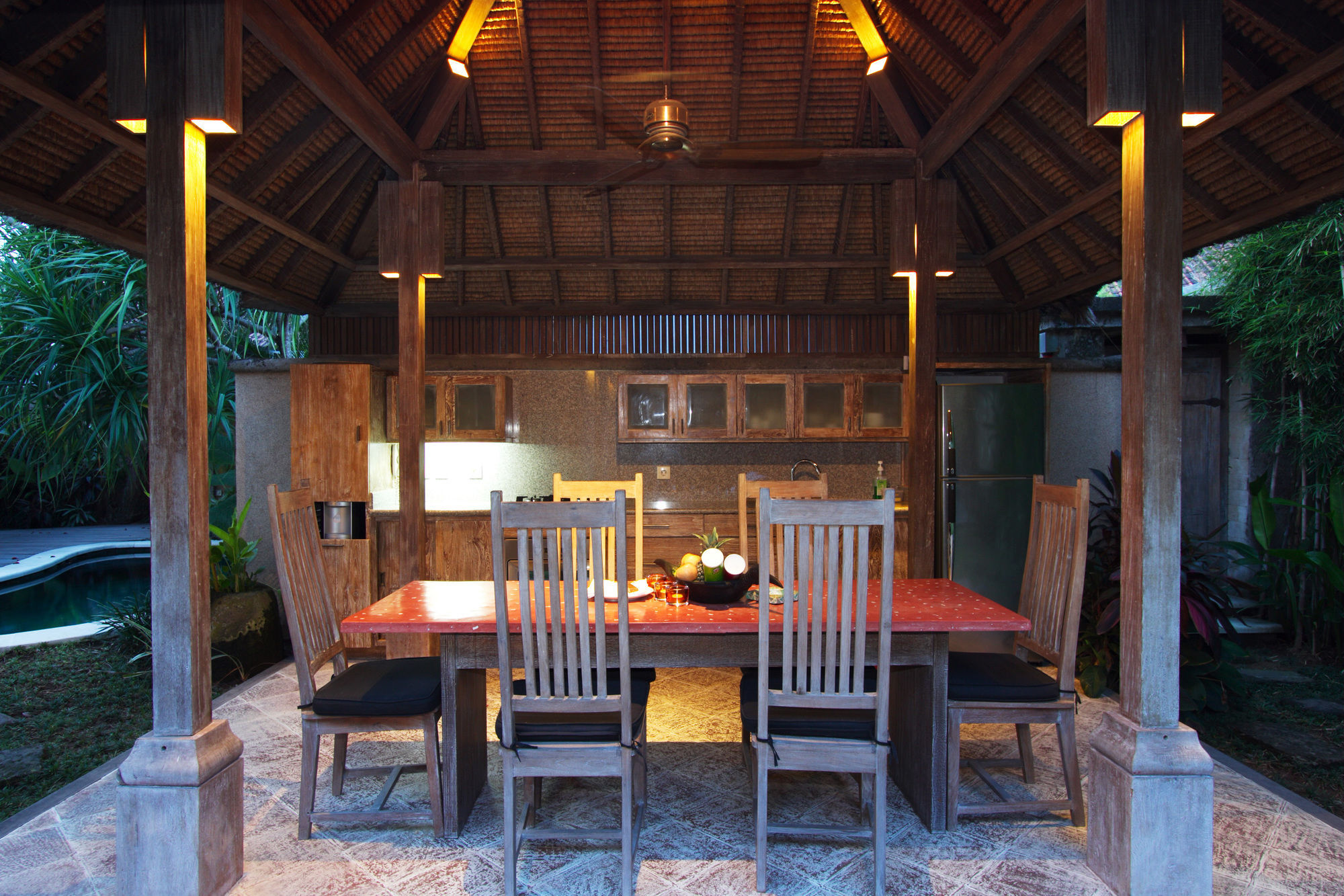 Villa Tirta Naga Bali Семіньяк Екстер'єр фото