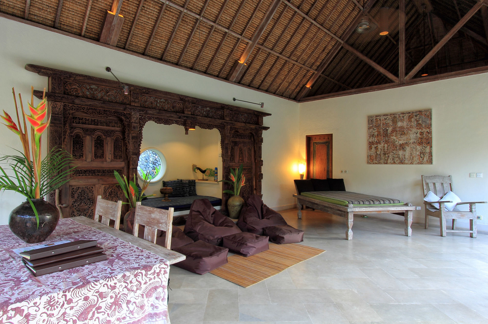 Villa Tirta Naga Bali Семіньяк Екстер'єр фото